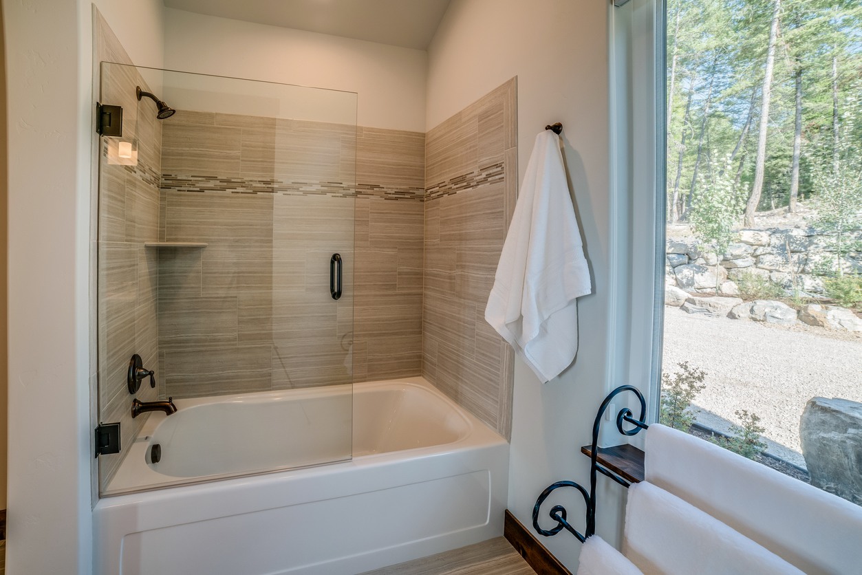 Shower & Tub Installation in Haverhill